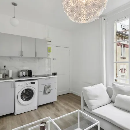 Two Modern L 8 Guests, Quick Access To Paris *